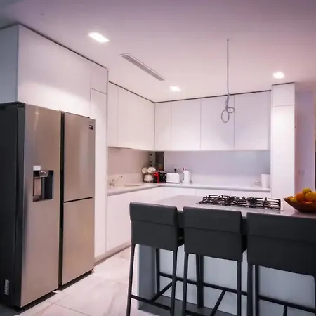 Διαμέρισμα Private Terrace-sea Views Amd Valley Views-sleep 6 By Quicktrips *