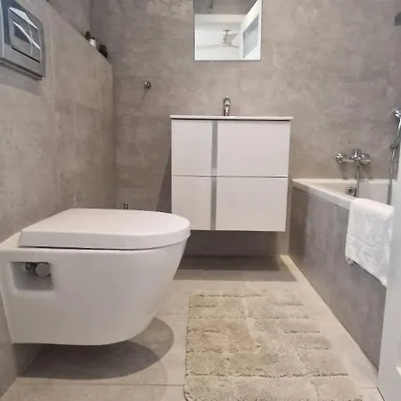 Private Terrace-sea Views Amd Valley Views-sleep 6 By Quicktrips