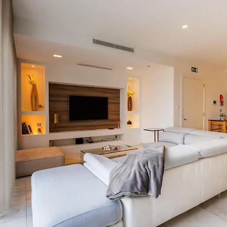 Private Terrace-sea Views Amd Valley Views-sleep 6 By Quicktrips Mellieħa