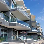 Private Terrace-sea Views Amd Valley Views-sleep 6 By Quicktrips شقة