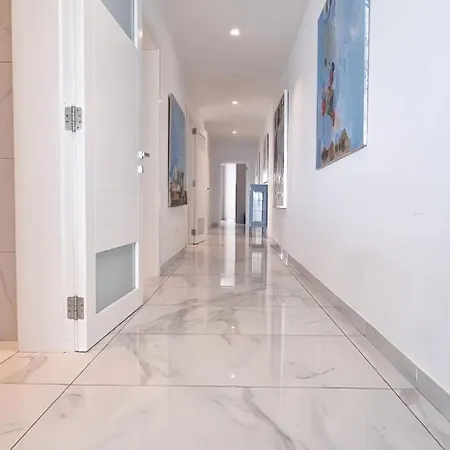 Lejlighed Private Terrace-sea Views Amd Valley Views-sleep 6 By Quicktrips *