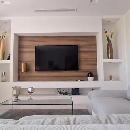 شقة Private Terrace-sea Views Amd Valley Views-sleep 6 By Quicktrips