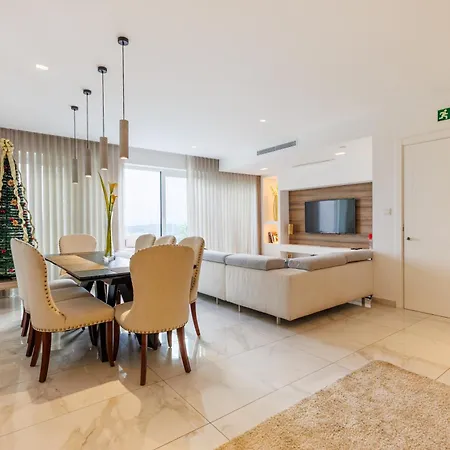 Private Terrace-sea Views Amd Valley Views-sleep 6 By Quicktrips المليحة