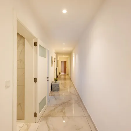 شقة Private Terrace-sea Views Amd Valley Views-sleep 6 By Quicktrips *