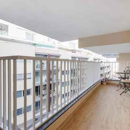 Private Terrace-sea Views Amd Valley Views-sleep 6 By Quicktrips شقة