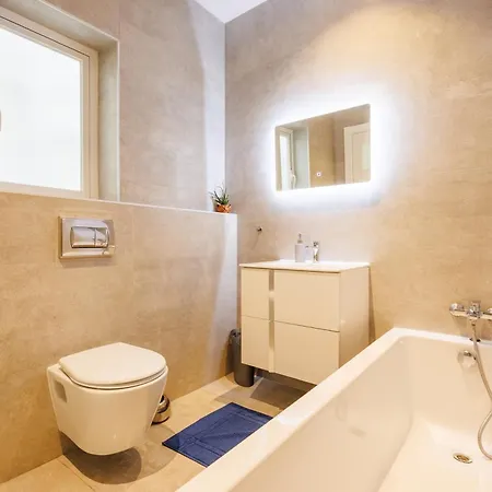 아파트 Private Terrace-sea Views Amd Valley Views-sleep 6 By Quicktrips 멜리에하