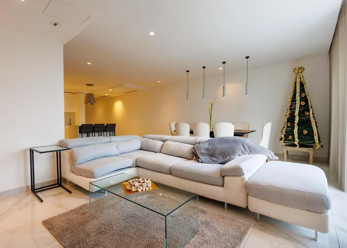 Apartment Private Terrace-sea Views Amd Valley Views-sleep 6 By Quicktrips Mellieha