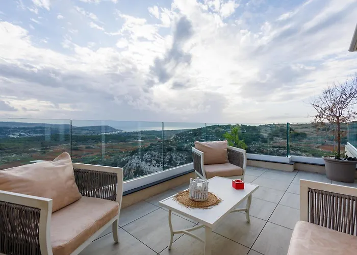 Private Terrace-sea Views Amd Valley Views-sleep 6 By Quicktrips Apartment *