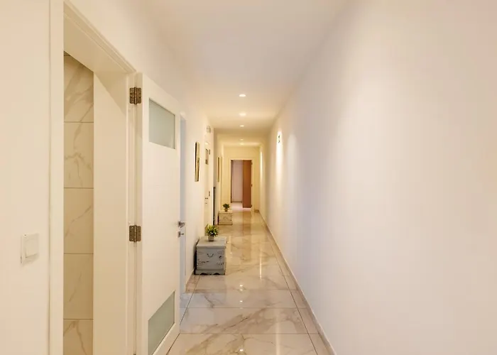 Apartamento Private Terrace-sea Views Amd Valley Views-sleep 6 By Quicktrips *